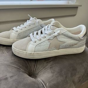 Vintage Havana Sneakers